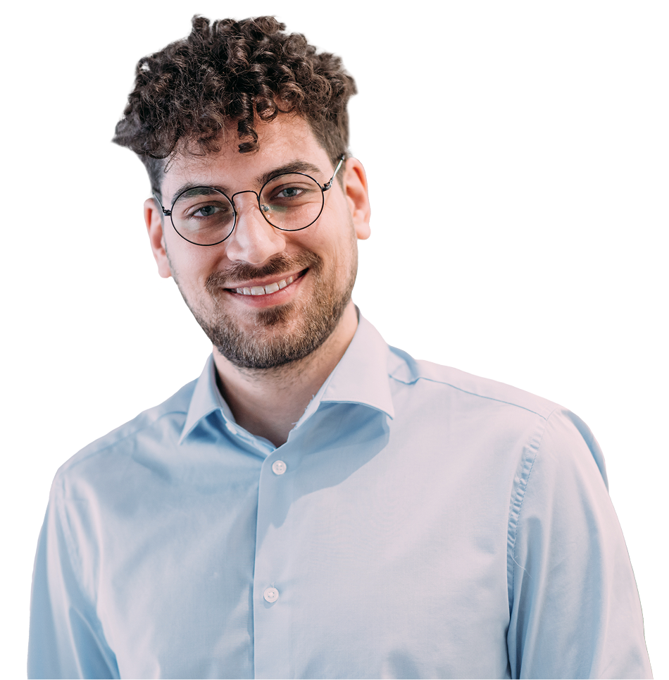 Headshot of a young working professional male.